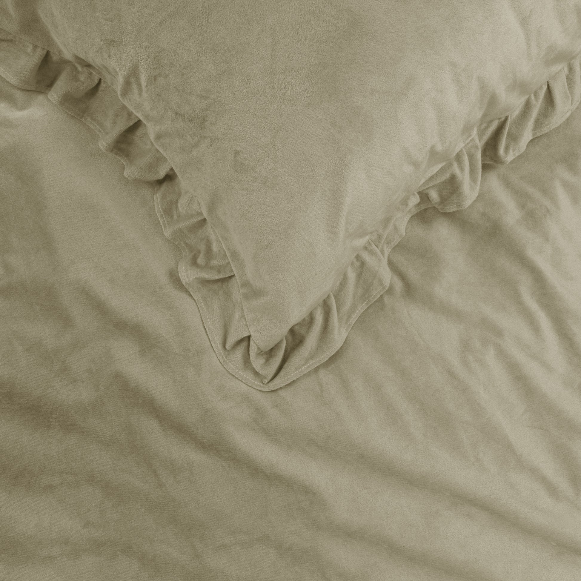 Velvet Ruffles Iced