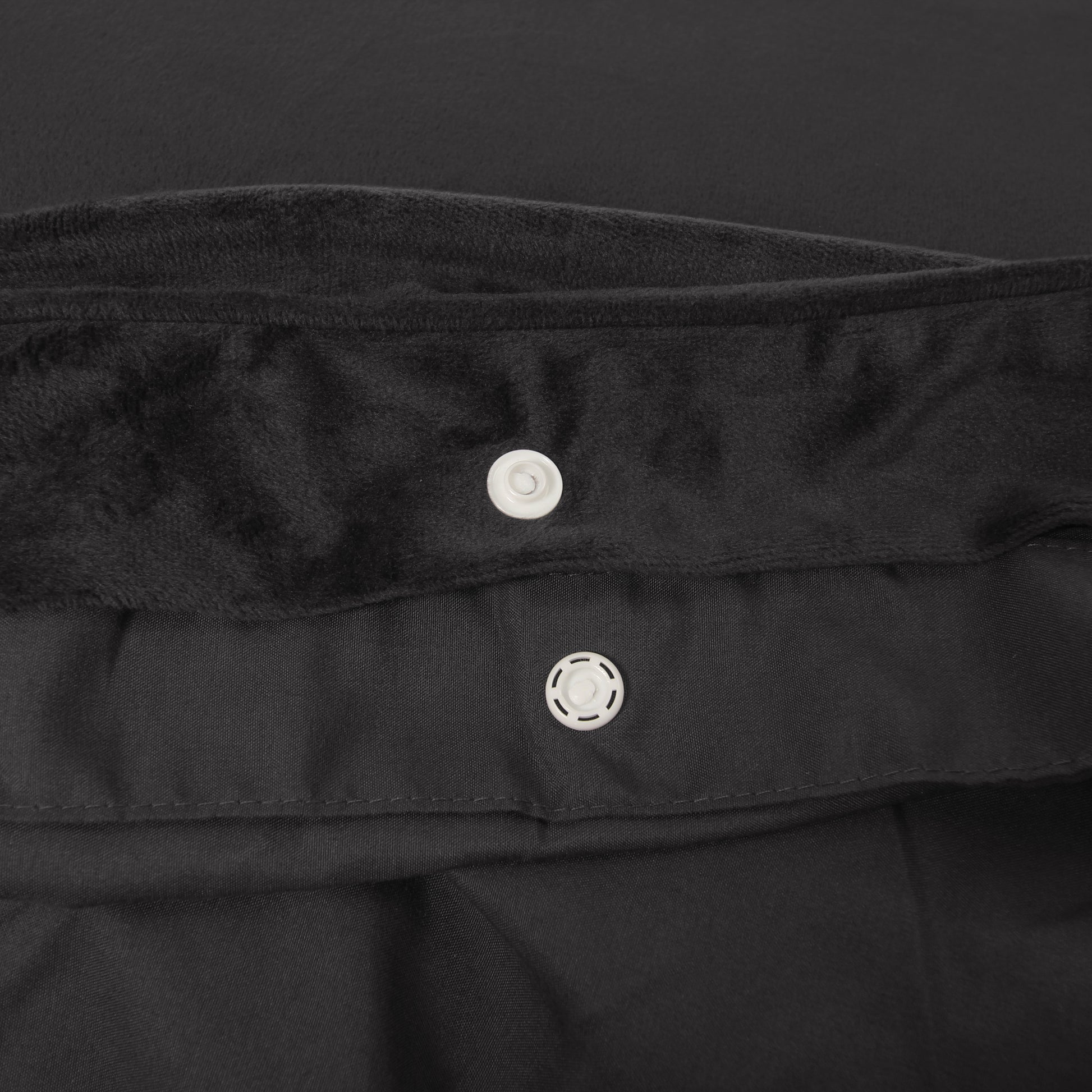 Velvet Piping