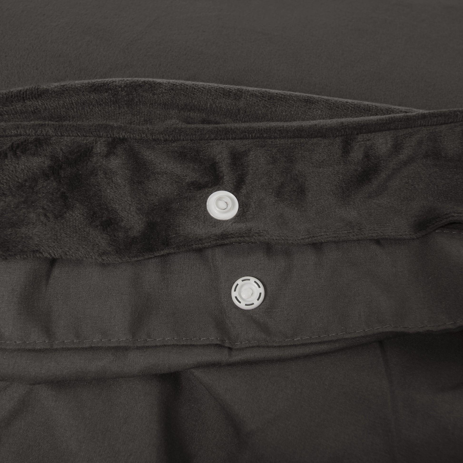 Velvet Piping Deep