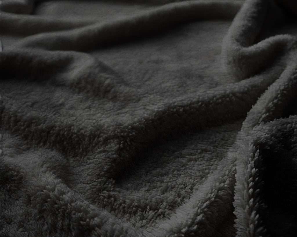 Teddy Gordijnen Black Out Ringen