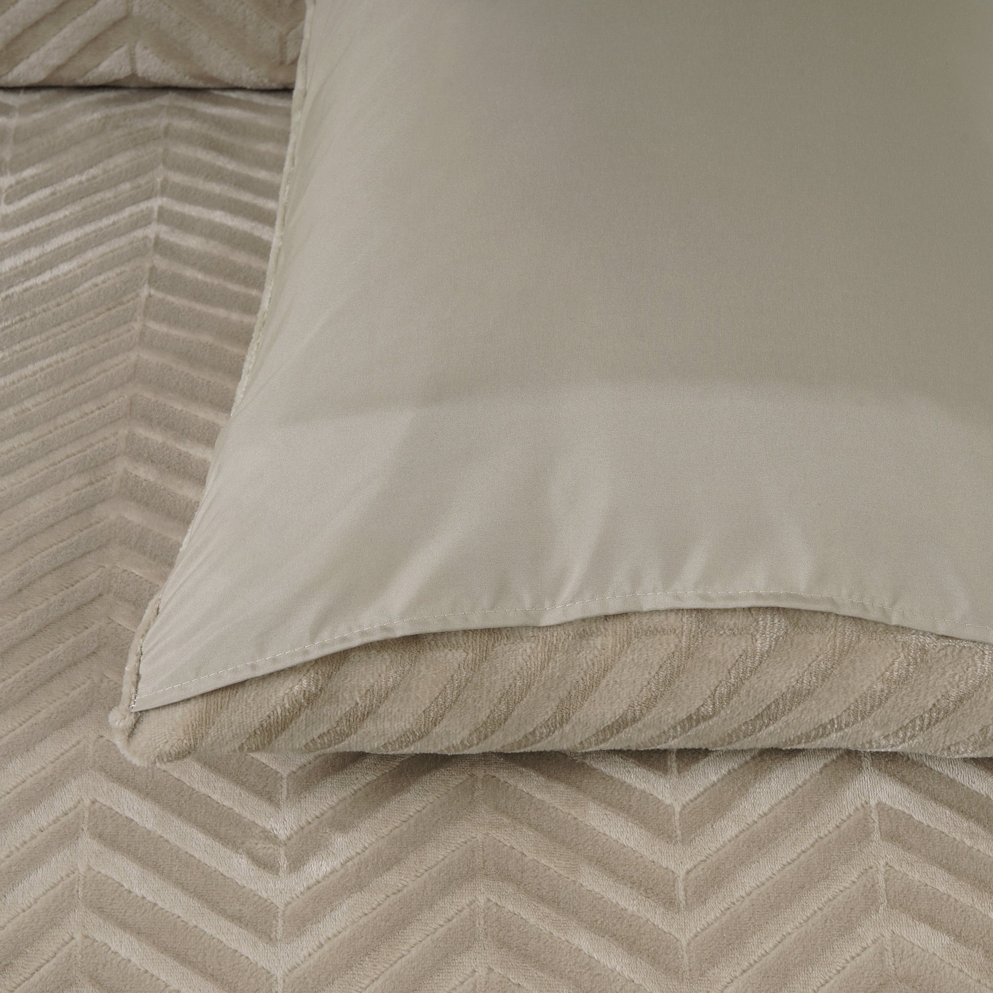 Chevron Teddy