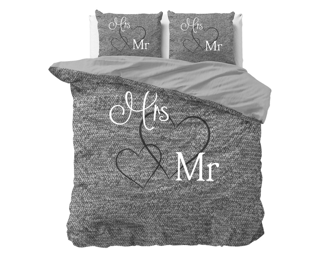 Mr and Mrs 3